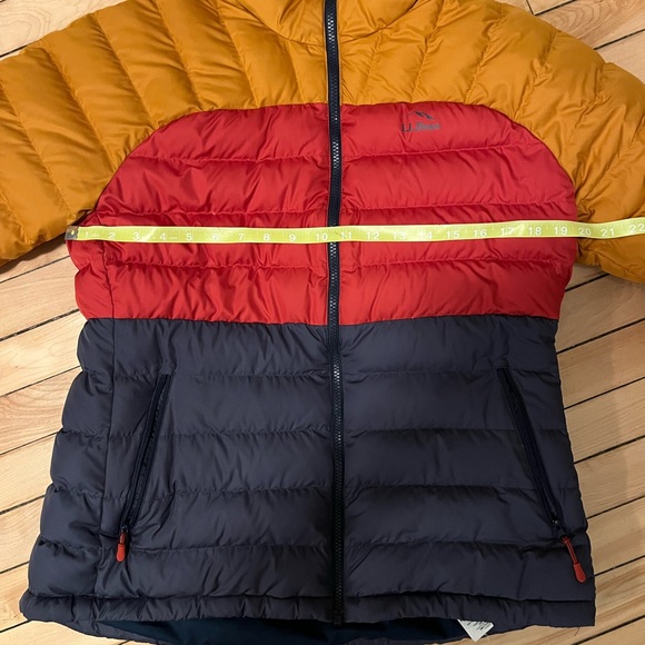 LL Bean Women's Down Hoodie Puffer Jacket Size
Large Colorblock - Picture 8 of 10